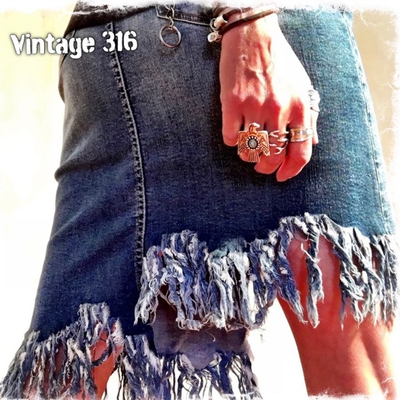 Frayed Asymmetrical Denim Skirt - Picture 3 of 3